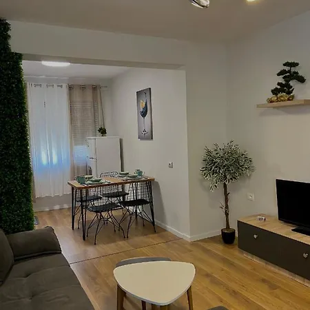 Appartement Pine Tirana